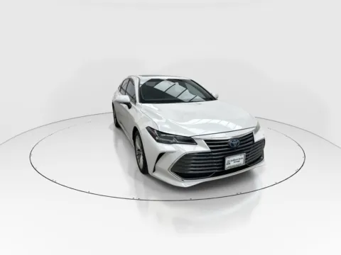 Photos of 2020 Toyota Avalon Hybrid Limited for sale in Plano, TX at Gulliver Auto Group