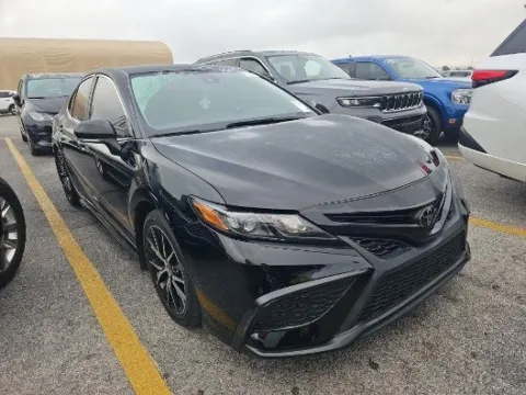 Photos of 2023 Toyota Camry SE for sale in Plano, TX at Gulliver Auto Group