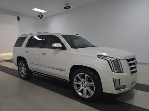 Another view of 2015 Cadillac Escalade Premium for sale in Plano, TX at Gulliver Auto Group