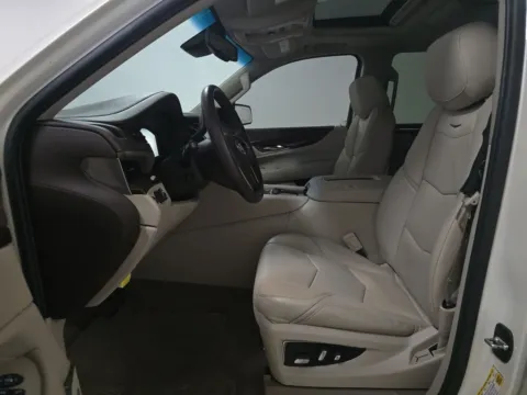 More photos of 2015 Cadillac Escalade Premium at Gulliver Auto Group, TX