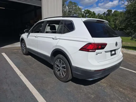 Photos of 2020 Volkswagen Tiguan 2.0T SE for sale in Plano, TX at Gulliver Auto Group