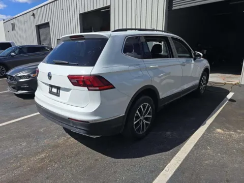 Another view of 2020 Volkswagen Tiguan 2.0T SE for sale in Plano, TX at Gulliver Auto Group