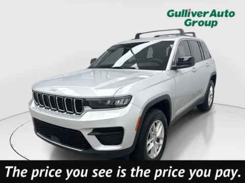 Silver 2024 Jeep Grand Cherokee Laredo X for sale in Plano, TX