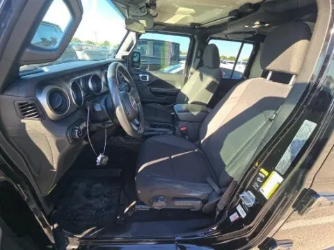 More photos of 2021 Jeep Gladiator Willys at Gulliver Auto Group, TX