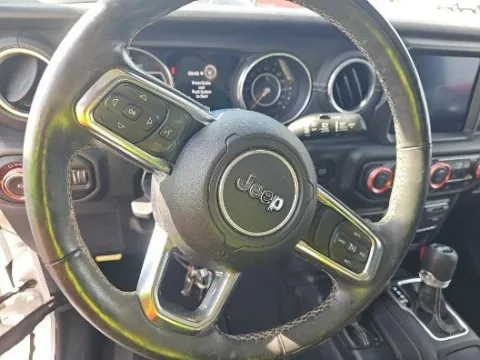 More photos of 2018 Jeep Wrangler Unlimited Sahara at Gulliver Auto Group, TX