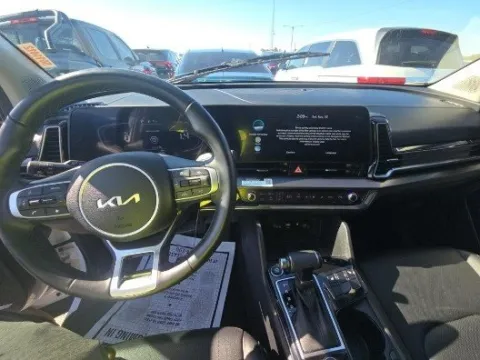 More photos of 2023 Kia Sportage EX at Gulliver Auto Group, TX