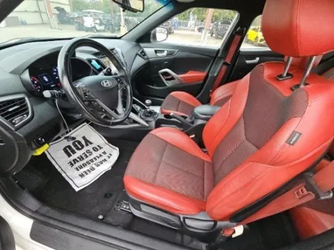 More photos of 2016 Hyundai Veloster Turbo R-Spec at Gulliver Auto Group, TX