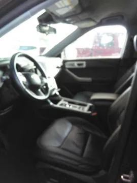 More photos of 2023 Ford Explorer Limited at Gulliver Auto Group, TX