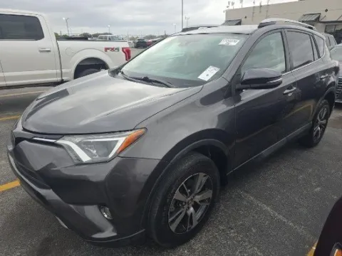 Gray 2018 Toyota RAV4 XLE for sale in Plano, TX