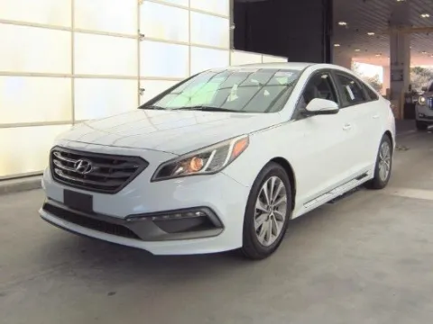 White 2017 Hyundai Sonata Sport for sale in Plano, TX