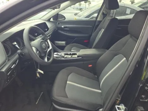 More photos of 2021 Hyundai Sonata SEL at Gulliver Auto Group, TX