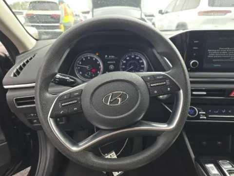 More photos of 2021 Hyundai Sonata SEL at Gulliver Auto Group, TX