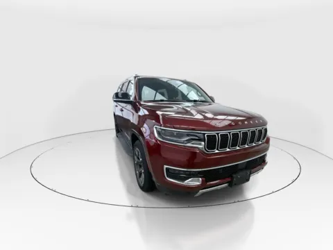 Photos of 2024 Jeep Wagoneer L Series III for sale in Plano, TX at Gulliver Auto Group