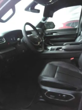 More photos of 2024 Jeep Wagoneer L Series III at Gulliver Auto Group, TX