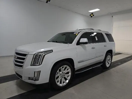 2016 Cadillac Escalade Luxury's photo