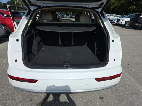 More photos of 2018 Audi Q5 2.0T Premium Plus at Gulliver Auto Group, TX