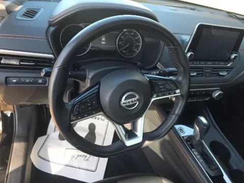 More photos of 2019 Nissan Altima 2.5 SR at Gulliver Auto Group, TX