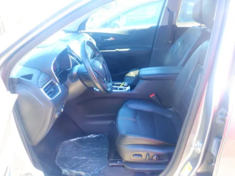 More photos of 2023 Chevrolet Equinox Premier at Gulliver Auto Group, TX