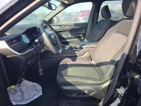 More photos of 2024 Jeep Grand Cherokee L Laredo at Gulliver Auto Group, TX