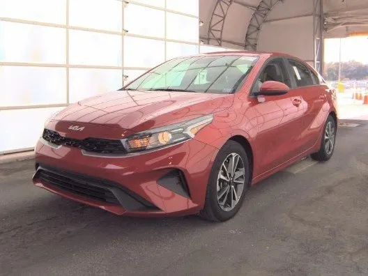 2024 Kia Forte LXS's photo