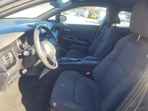 More photos of 2018 Toyota C-HR XLE at Gulliver Auto Group, TX