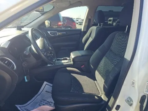 More photos of 2020 Nissan Pathfinder SV at Gulliver Auto Group, TX