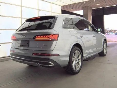 More photos of 2021 Audi Q7 45 Premium Plus at Gulliver Auto Group, TX