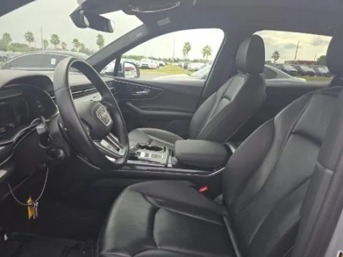 More photos of 2021 Audi Q7 45 Premium Plus at Gulliver Auto Group, TX