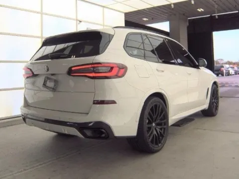 More photos of 2021 BMW X5 sDrive40i at Gulliver Auto Group, TX