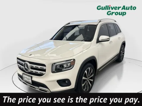White 2022 Mercedes-Benz GLB 250 for sale in Plano, TX