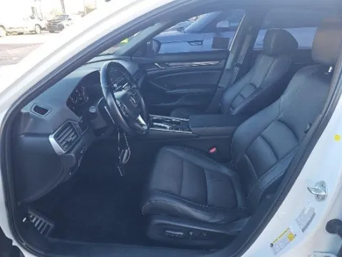 More photos of 2022 Honda Accord Sport at Gulliver Auto Group, TX