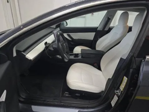 More photos of 2018 Tesla Model 3 Long Range at Gulliver Auto Group, TX