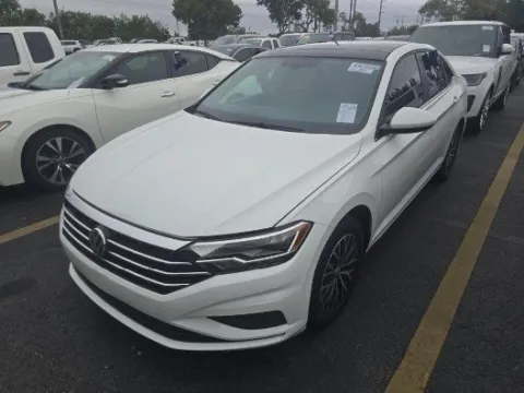 White 2019 Volkswagen Jetta 1.4T SE for sale in Plano, TX