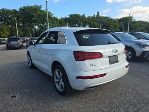 Photos of 2020 Audi Q5 45 Premium Plus for sale in Plano, TX at Gulliver Auto Group