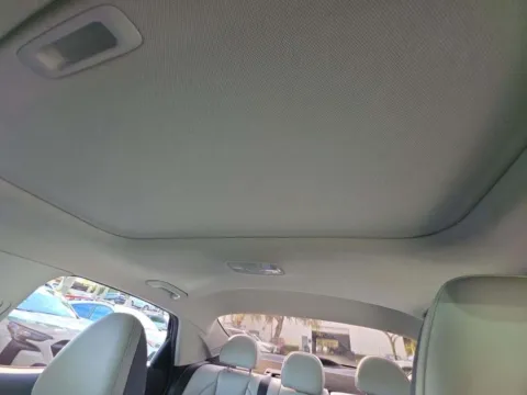 More photos of 2023 Hyundai Elantra Limited at Gulliver Auto Group, TX