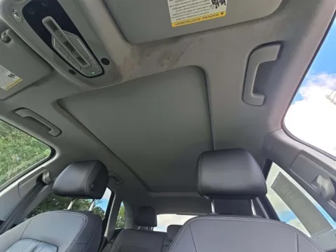 More photos of 2023 Audi Q5 45 S line Premium at Gulliver Auto Group, TX