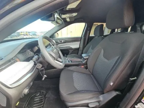More photos of 2024 Jeep Compass Sport at Gulliver Auto Group, TX