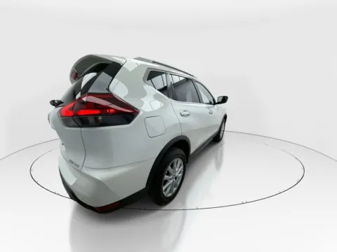 More photos of 2020 Nissan Rogue SV at Gulliver Auto Group, TX