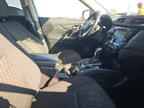 More photos of 2020 Nissan Rogue SV at Gulliver Auto Group, TX