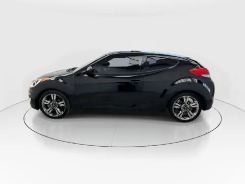 More photos of 2017 Hyundai Veloster Value Edition at Gulliver Auto Group, TX