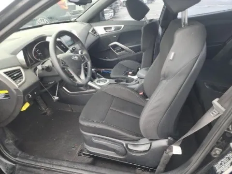 More photos of 2017 Hyundai Veloster Value Edition at Gulliver Auto Group, TX