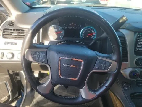 More photos of 2017 GMC Yukon Denali at Gulliver Auto Group, TX