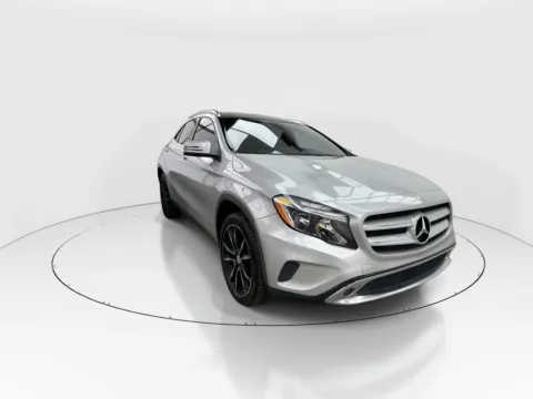 Photos of 2017 Mercedes-Benz GLA 250 for sale in Plano, TX at Gulliver Auto Group