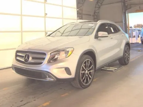Silver 2017 Mercedes-Benz GLA 250 for sale in Plano, TX