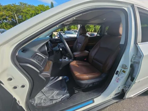 More photos of 2019 Subaru Outback 3.6R at Gulliver Auto Group, TX