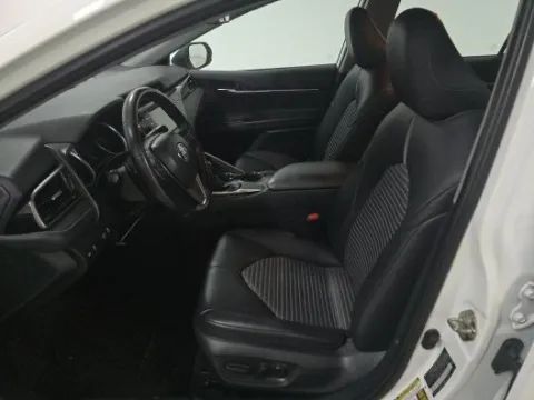 More photos of 2020 Toyota Camry SE at Gulliver Auto Group, TX