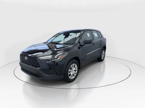 More photos of 2025 Toyota Corolla Cross L at Gulliver Auto Group, TX