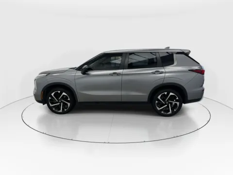 More photos of 2022 Mitsubishi Outlander SE at Gulliver Auto Group, TX