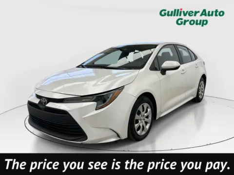 White 2023 Toyota Corolla LE for sale in Plano, TX
