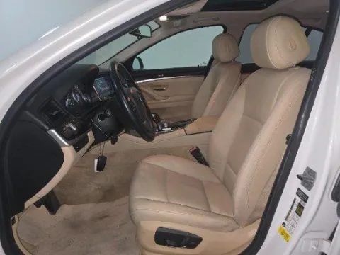 More photos of 2015 BMW 5 Series 528i at Gulliver Auto Group, TX